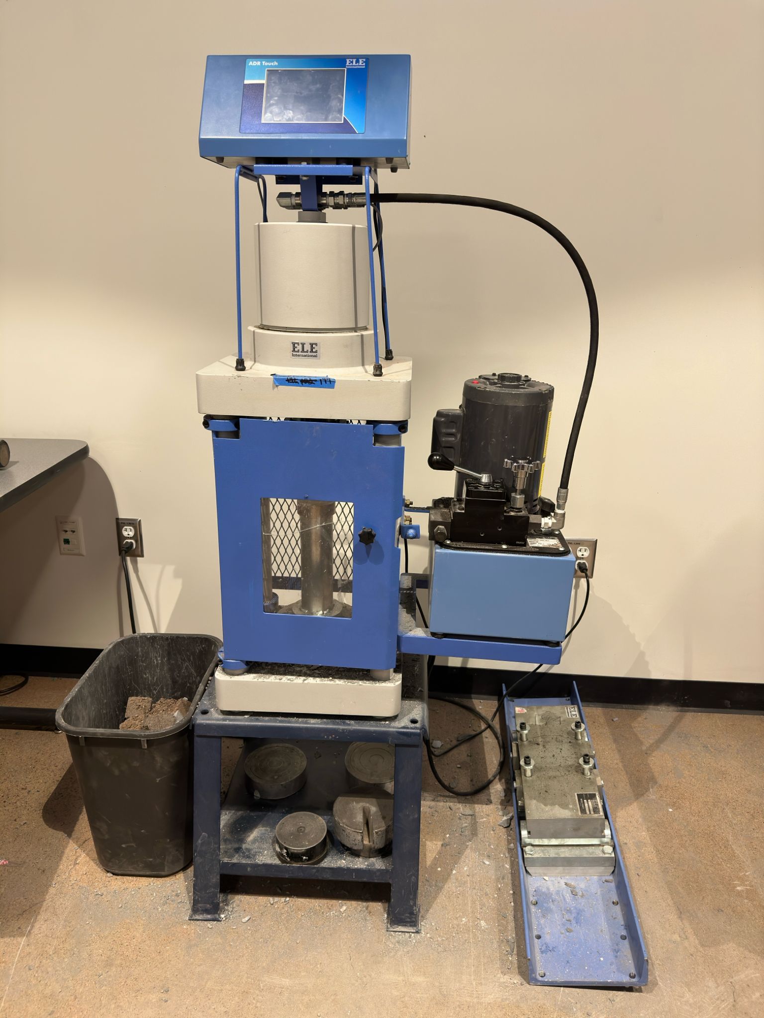 Mechanical Properties Testing - Center for Carbon Efficient and